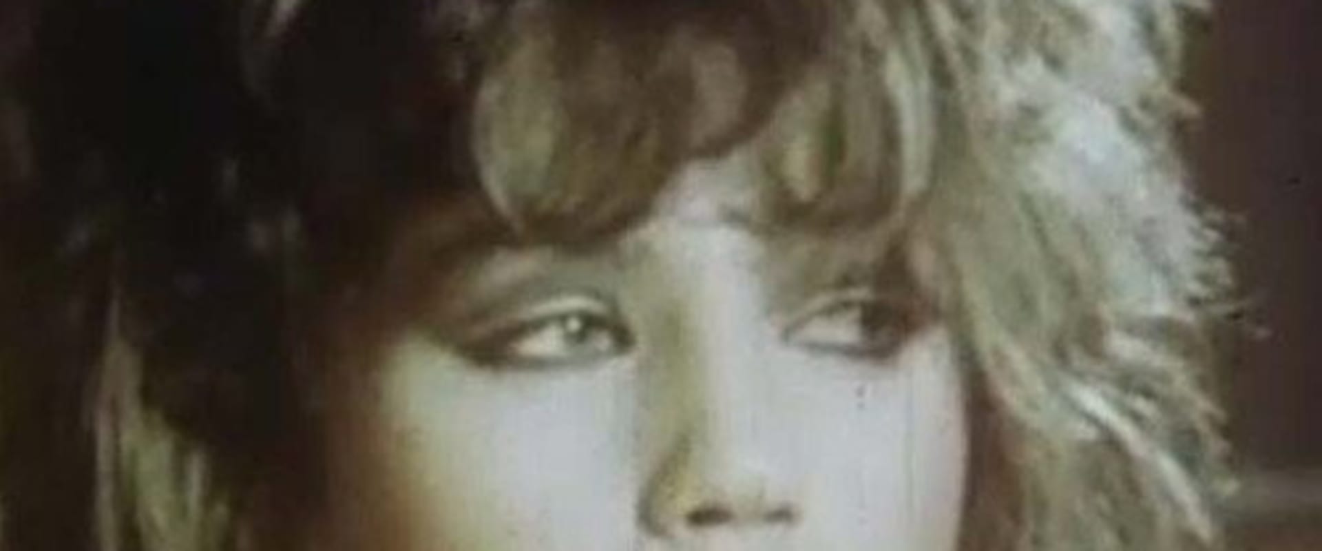 Documentary backdrop image for Her Five Lives (2021)