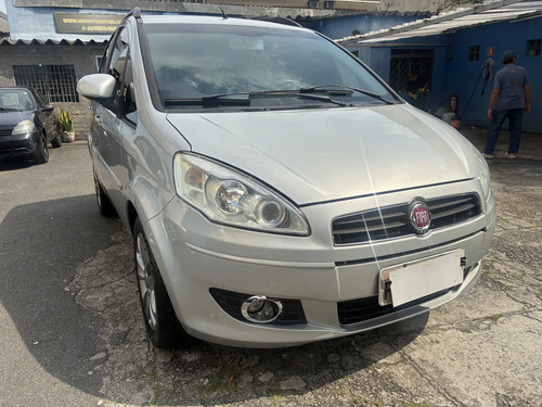 Fiat Idea 1.4 Attractive Flex 5p