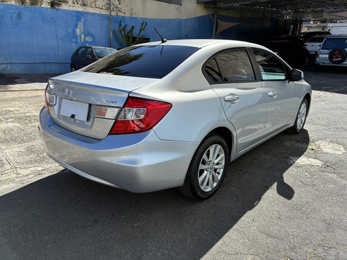 Honda Civic 1.8 Lxs Flex 4p