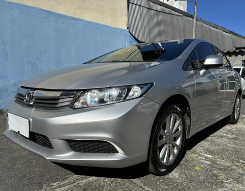 Honda Civic 1.8 Lxs Flex 4p