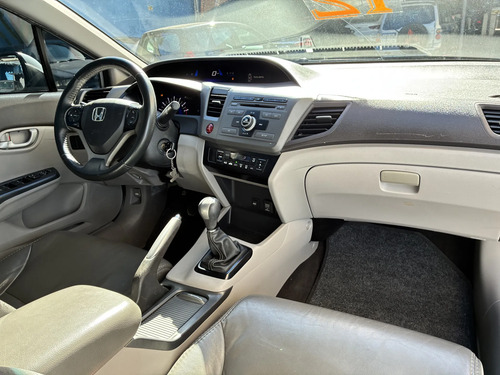 Honda Civic 1.8 Lxs Flex 4p