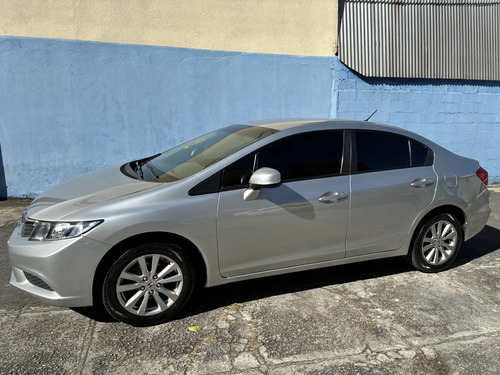 Honda Civic 1.8 Lxs Flex 4p