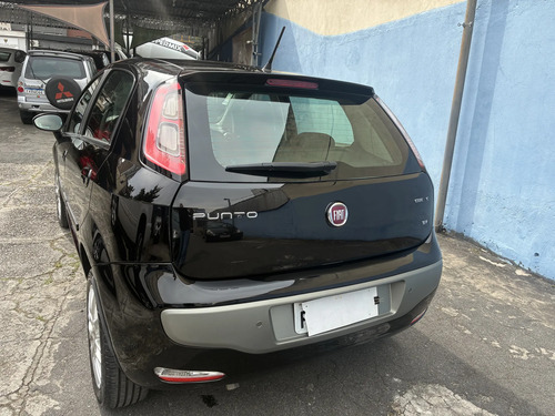 Fiat Punto 1.6 16v Essence Flex 5p