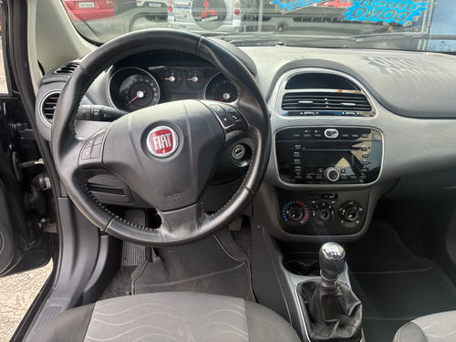 Fiat Punto 1.6 16v Essence Flex 5p