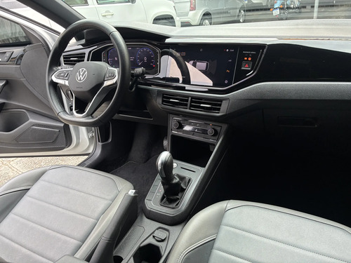 Volkswagen Nivus 1.0 Highline 200 Tsi Aut. 5p