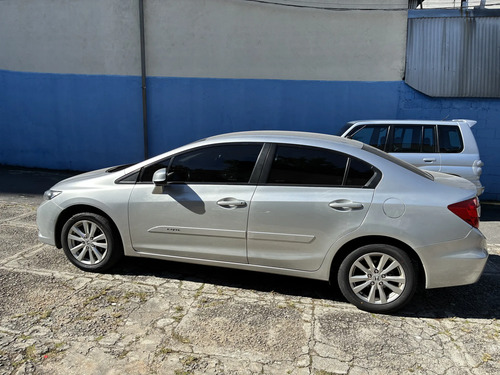 Honda Civic 1.8 Lxs Flex 4p
