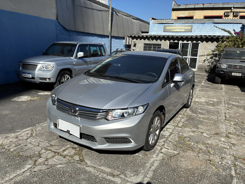Honda Civic 1.8 Lxs Flex 4p