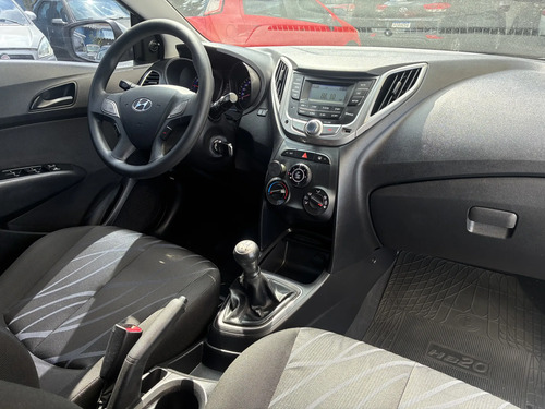 Hyundai HB20 1.0 Comfort Plus Flex 5p