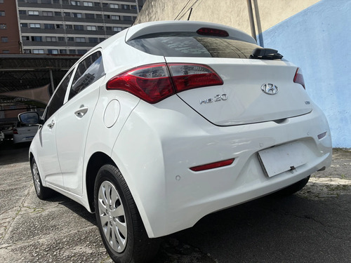 Hyundai HB20 1.0 Comfort Plus Flex 5p