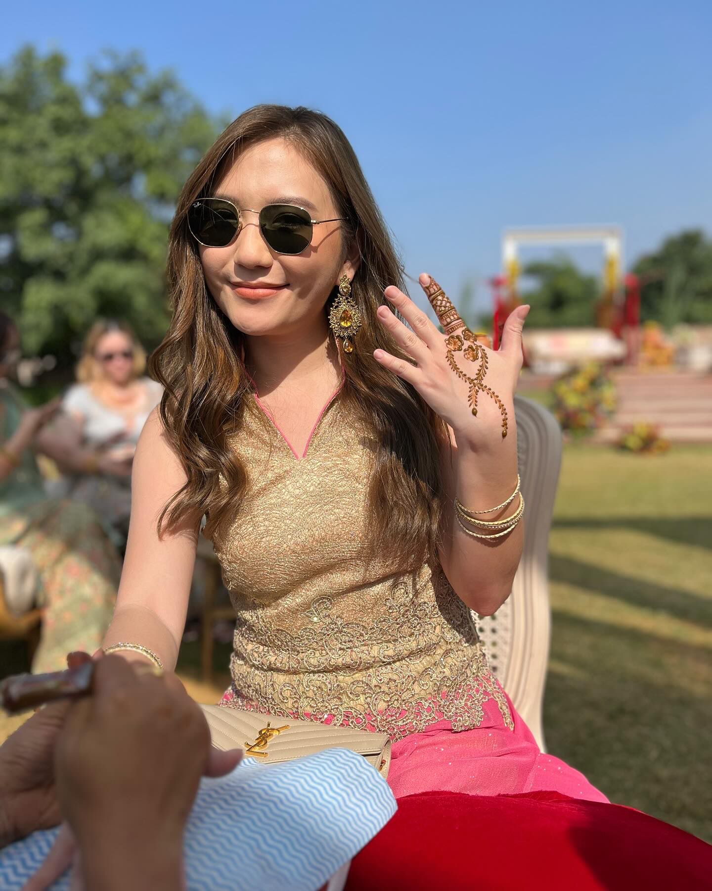 Family & Guest Mehndi design