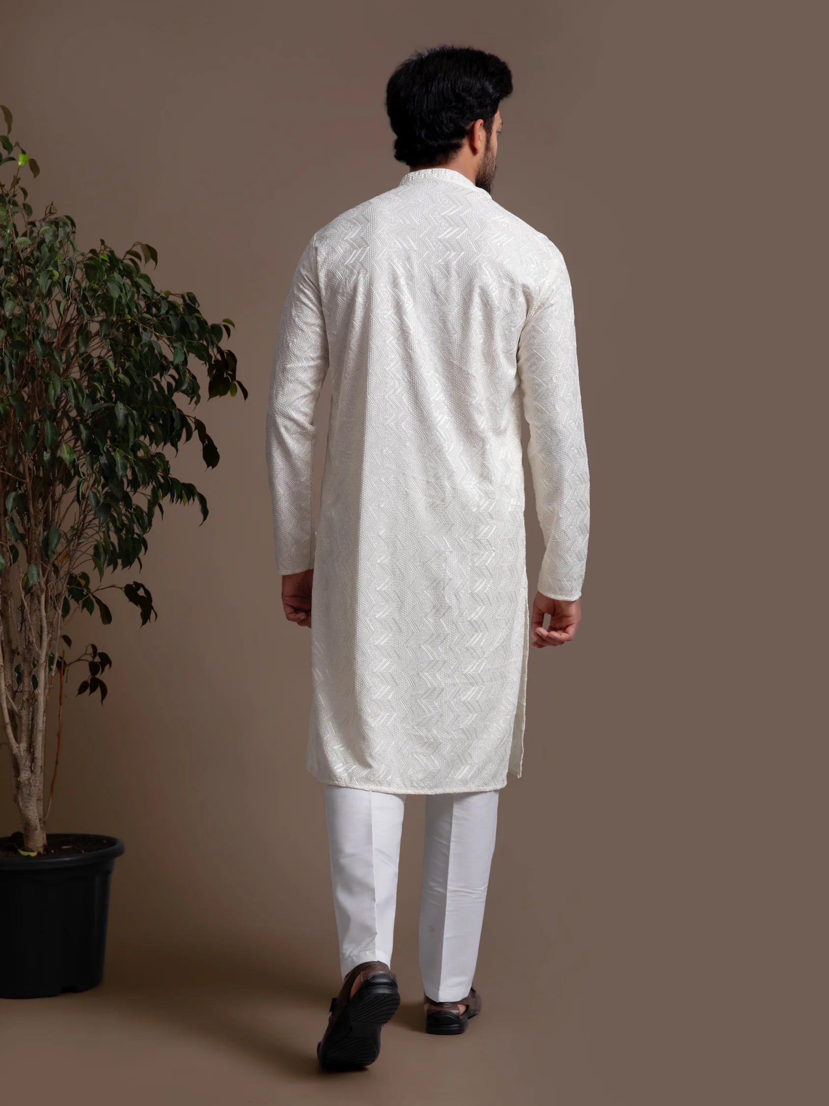 White Printed Multicolour Thread-Work Kurta, product view