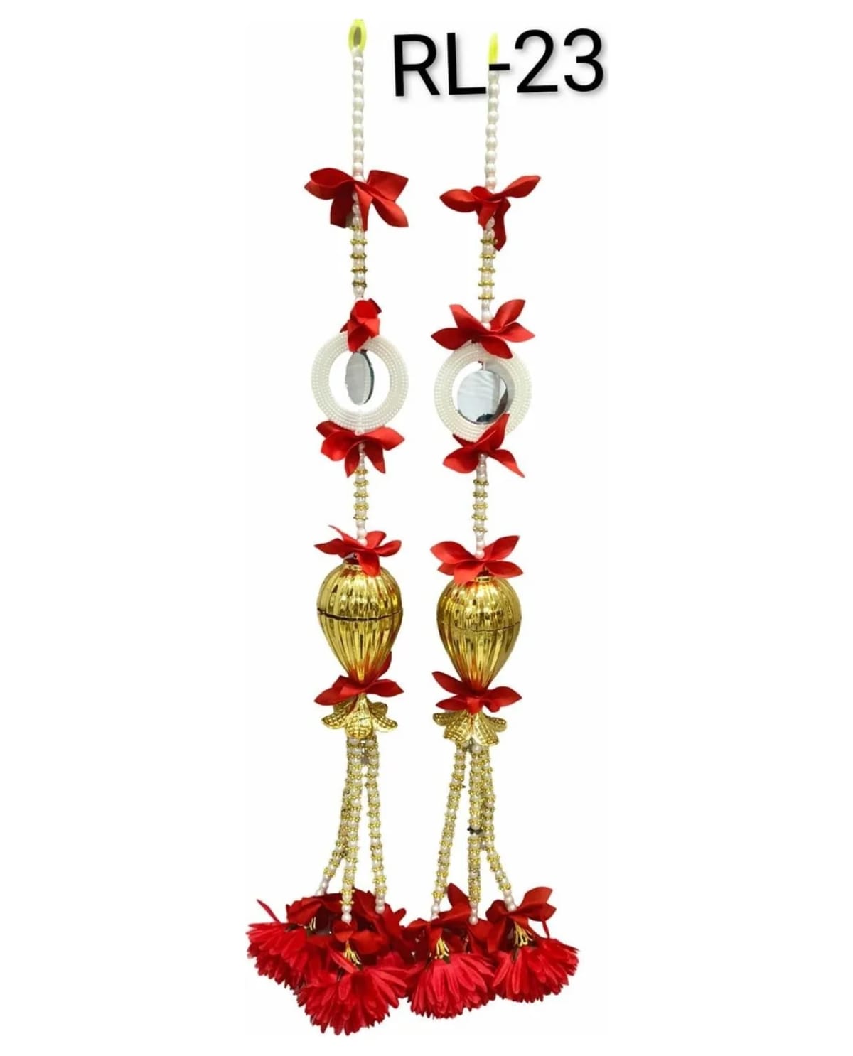 Red Bow Gold Pod Door Hanging 1