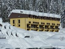 Re:J2Ski Holiday 2014
