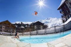 Spring Skiing options looking pretty darned good!
