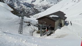 Chair lift demolished by avalanche at Zermatt