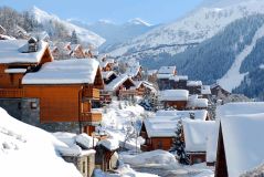 Aussies Overtake Russians in Lux Chalet Market