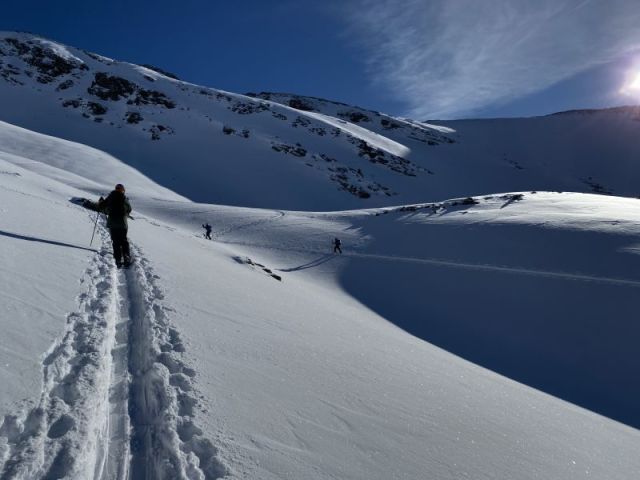 Re:Likely January Opening Date for Ski Lifts Slides in Countries Where They’re Closed