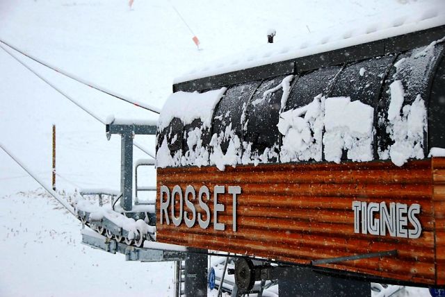 Powder Alarms Across The Alps as European Peaks Turns White