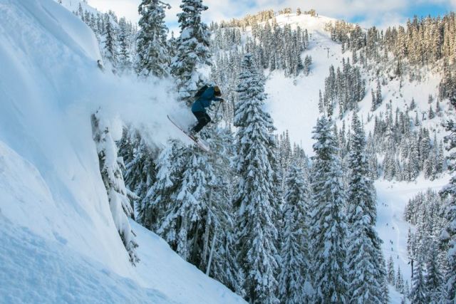 First Resort Reaches 4m Snow Depth Mark This Season