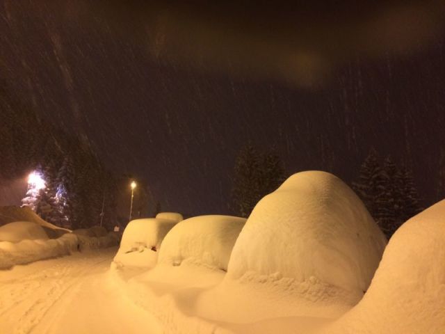 Up to 1m Of Snow Overnight in the Alps