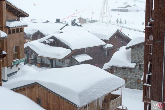 Avalanche Danger One Notch Below Highest Level After 1m+ Snowfalls in Alps