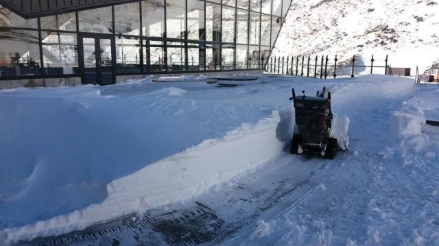 Heavy Snow in New Zealand as 2017 Season Nears