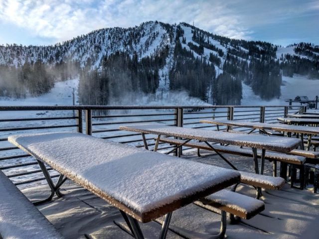 Californian Ski Area To Open Early for 17-18 Season, Today