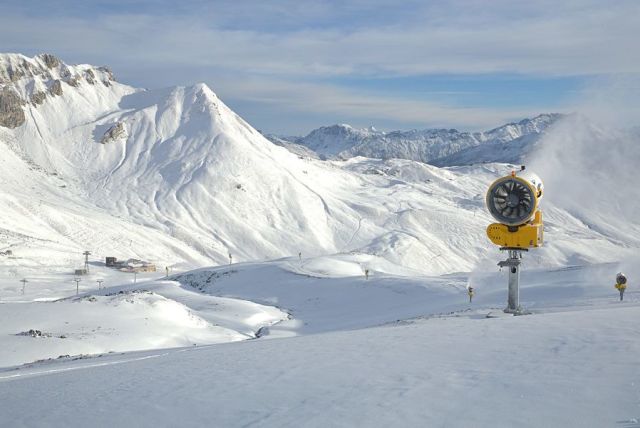 Davos and Laax Opening This Weekend