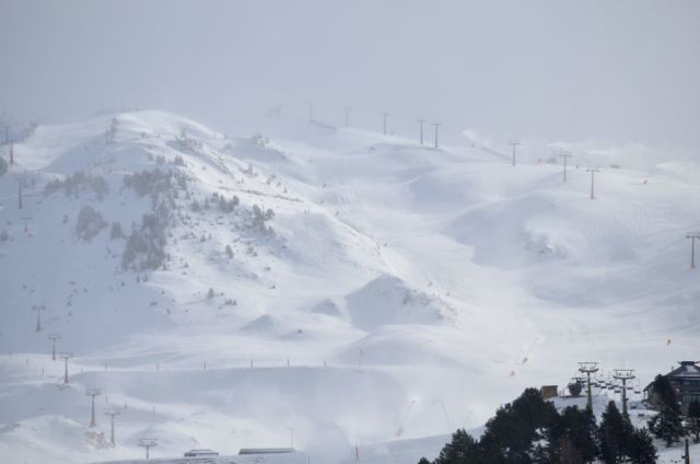 Ski Resort in Pyrenees Opening Early For Season After Heavy Snowfall