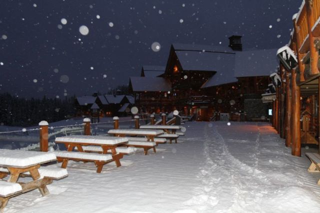 More Big Snowfalls in Northwestern North America