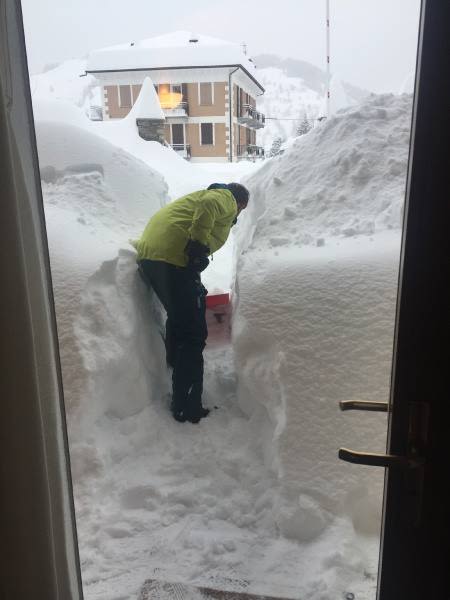 72 Hour Snowfall Totals Reach 1.3m in Alps (Lots in Dolomites and Pyrenees too)