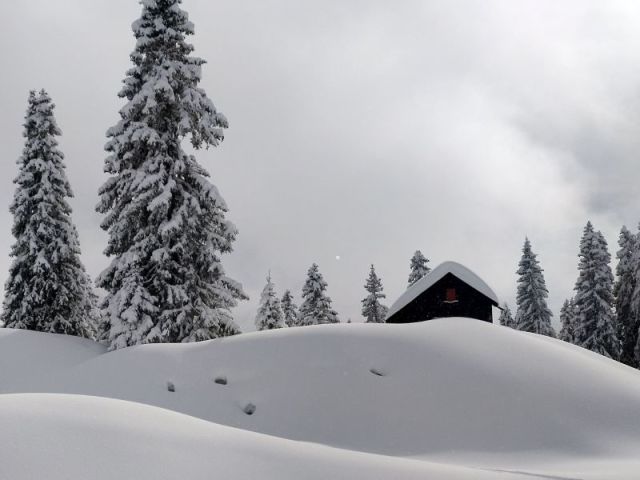 Tuesday Looking Like It Might Not Snow so Much in the Alps