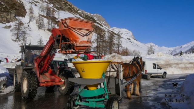 Val d'Isère Trial Horse Powered Gritter