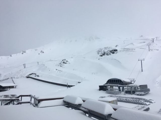 New Zealand Opening For Summer Skiing after Unusual February Snowstorm