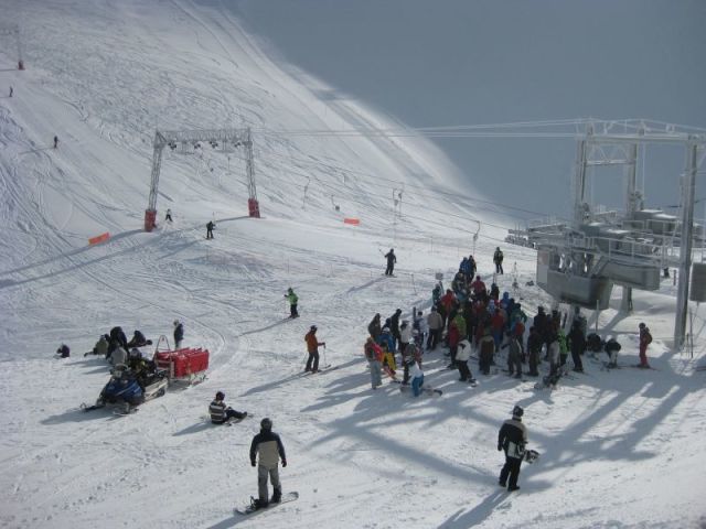 Les 2 Alpes Readies for October Glacier Opening, But Will There be Snowsports?