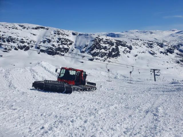 Ski Areas Re-Open in Norway and USA