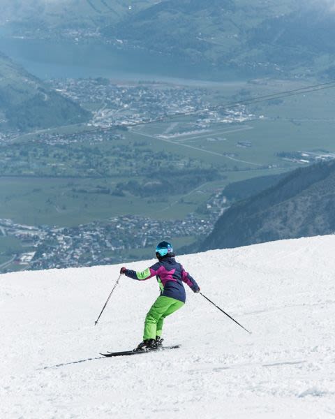 Austrian Glacier to Open for Summer Skiing From May 29th