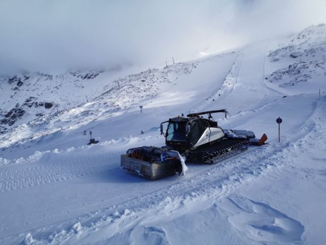 Austrian Ski Areas Open Additional Terrain as More Centres Open