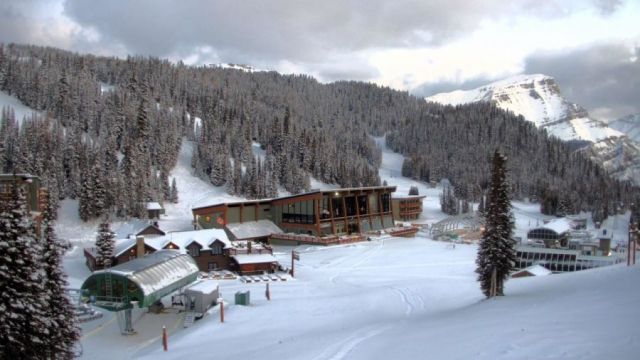 Will Canadian or US Resort Be First to Open in North America For 20-21?