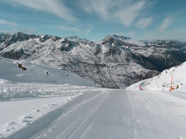 Swiss Ski Area Announces 3 Day Closure as Huge Snow Storm Nears