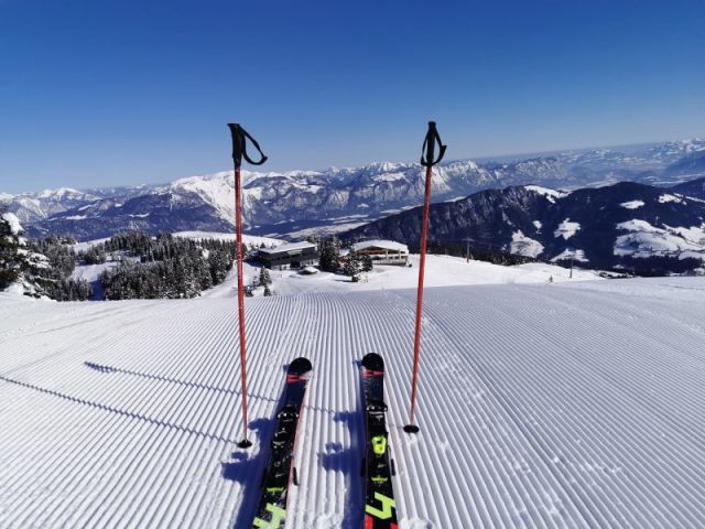 Austrian Ski Resorts Report Loss Of “More Than A Billion Euros” During Pandemic Ski Season