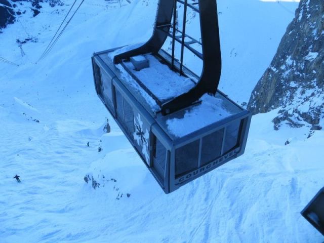 Cabins Damaged on Major Courchevel Lift