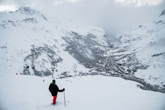 Val d'Isère Chemist Offers Health Passport For 12-15 Year Old Brits