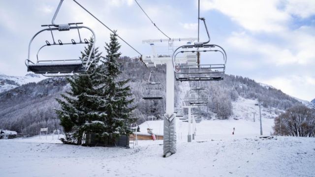 Snowfall Down To Low Elevations in the Alps