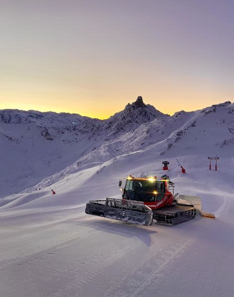 Les 3 Vallées Reports 444km Of Slopes Open