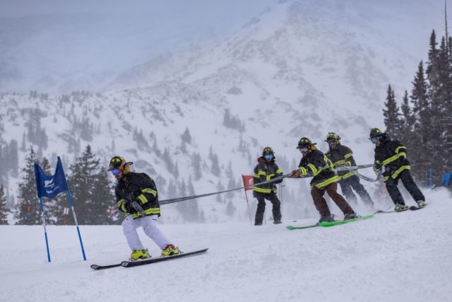 Firefighters Race on Skis For Charity