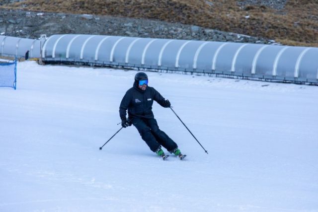 New Zealand Ski Areas Struggle with Borderline Conditions