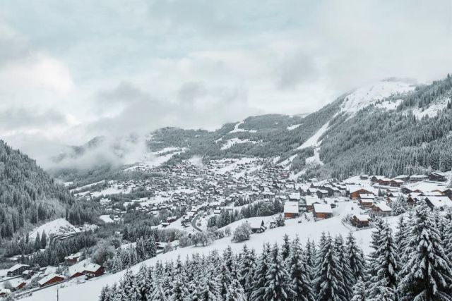 Heavy Snowfall Reaches Valley Floors in the Alps