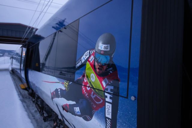 Norwegian Ski Train Gets New Paint Job