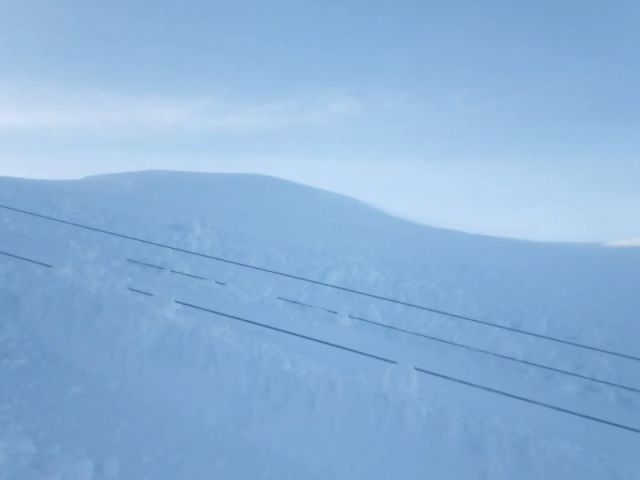 Norwegian Glacier Plays ‘Hunt The Ski Lift’
